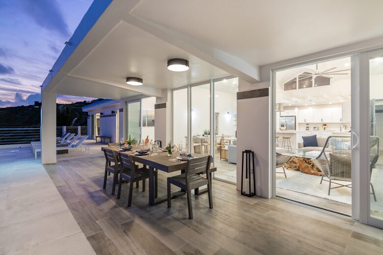 Amor de Mer | Oceanfront with Infinity Pool | Walk to Beach - Upper Prince's Quarters, Sint Maarten (Dutch part)