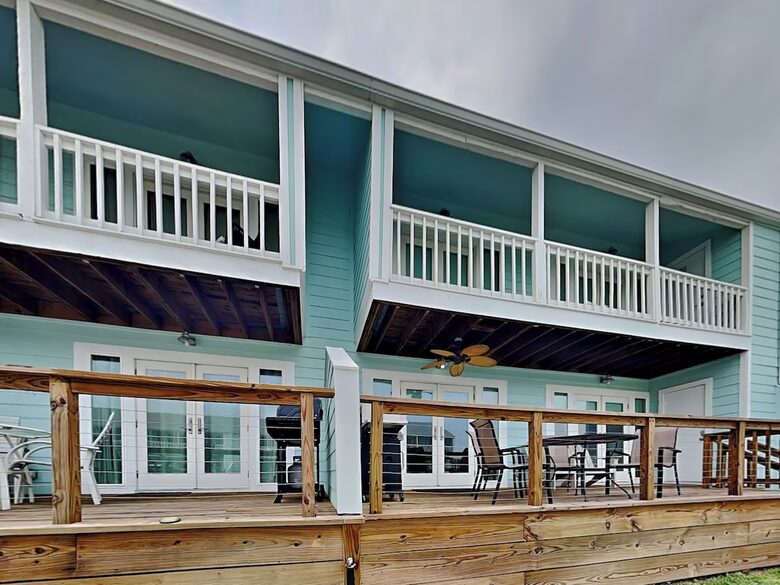 Changes in Attitudes | Key Allegro Getaway - Rockport, Texas