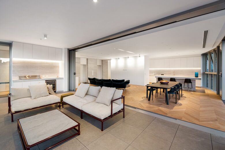 Kangaroo Point Luxury Apartment - Brisbane, Australia