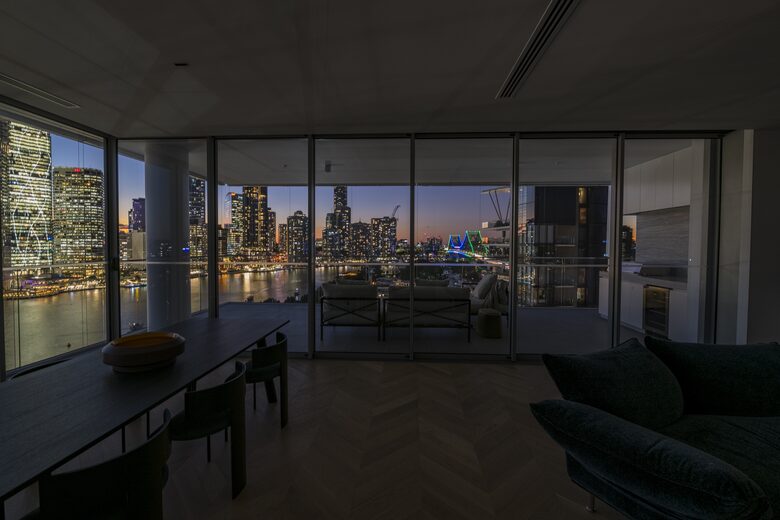Kangaroo Point Luxury Apartment - Brisbane, Australia