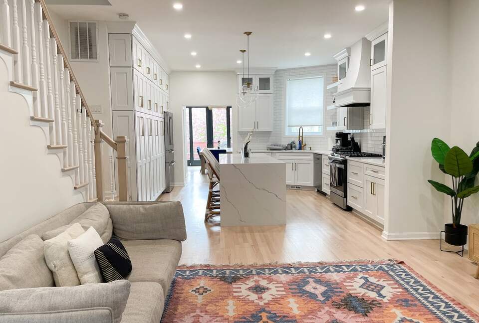 Elegant Row House in the Heart of Columbia Heights - Washington, Washington DC