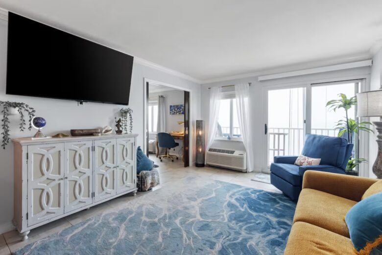 Oceanfront Luxe Getaway - Virginia Beach, Virginia