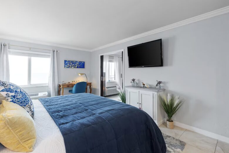 Oceanfront Luxe Getaway - Virginia Beach, Virginia