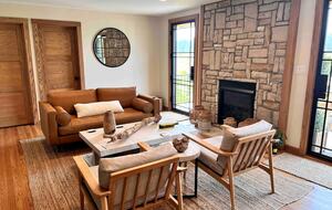 Hocking Hills Private Resort with Kayaking - New Plymouth, Ohio