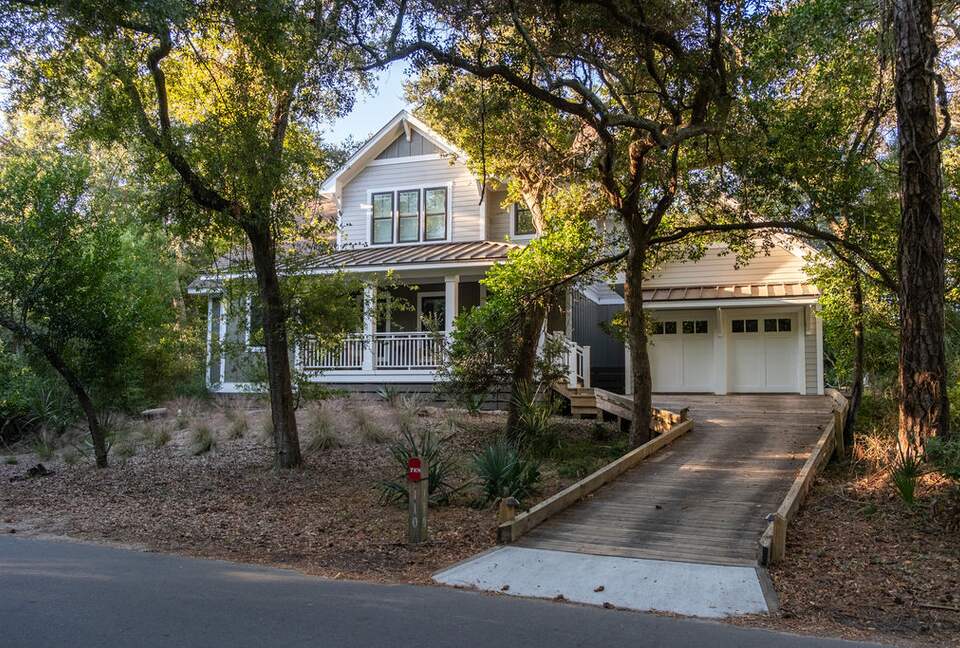 Creekside Cottage - Bald Head Island, North Carolina