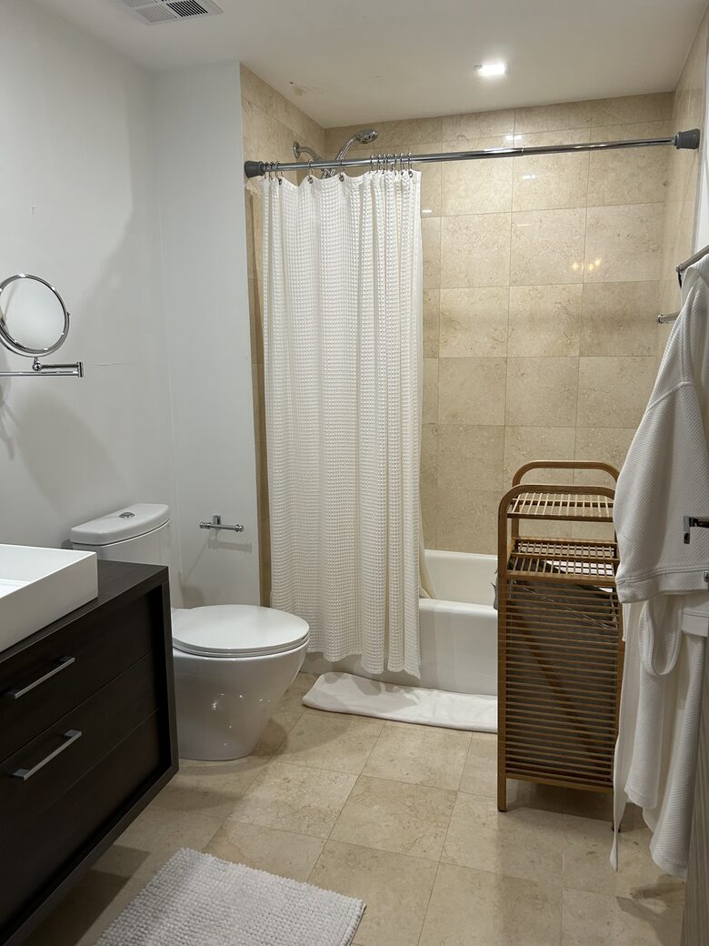 South Ocean Drive Modern Getaway - Hollywood, Florida