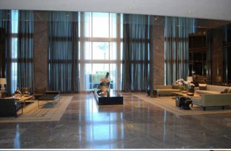 South Ocean Drive Modern Getaway - Hollywood, Florida