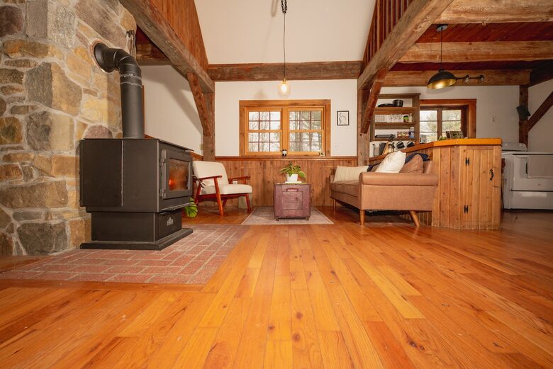 Cozy Cabin in Woods | 2 miles to Lake - Willsboro, New York
