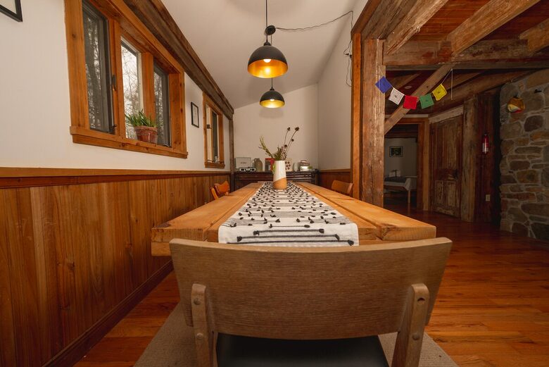 Cozy Cabin in Woods | 2 miles to Lake - Willsboro, New York