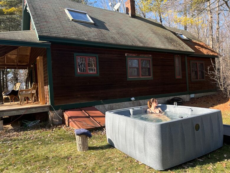 Cozy Cabin in Woods | 2 miles to Lake - Willsboro, New York