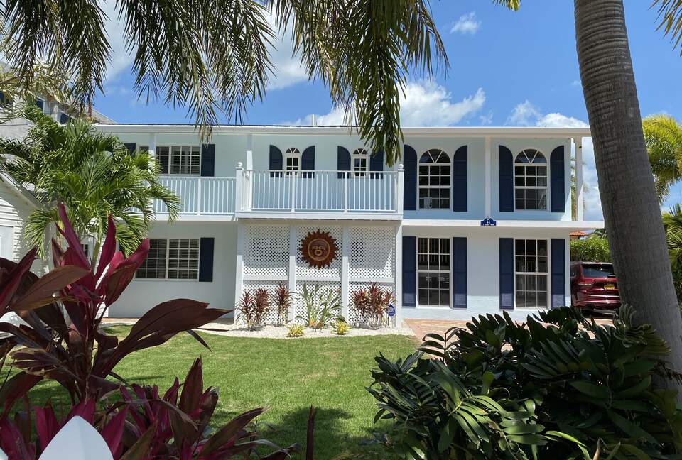 Incredible Waterfront Retreat - Key Largo, Florida
