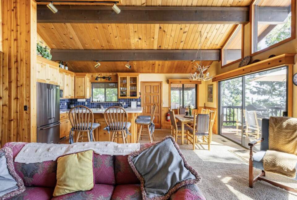Homewood Hideaway | Steps from Lake Tahoe - Homewood, United States