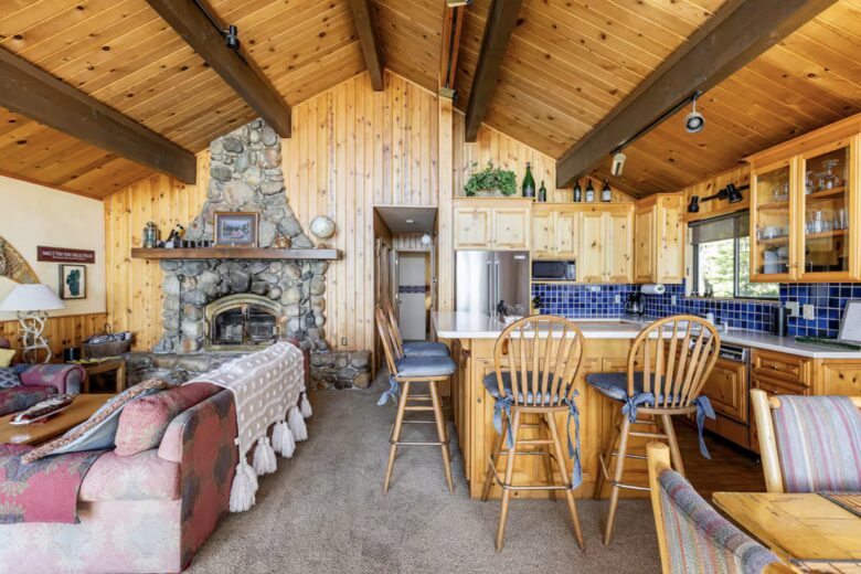 Homewood Hideaway | Steps from Lake Tahoe - Homewood, United States