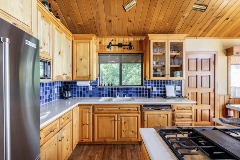 Homewood Hideaway | Steps from Lake Tahoe - Homewood, United States
