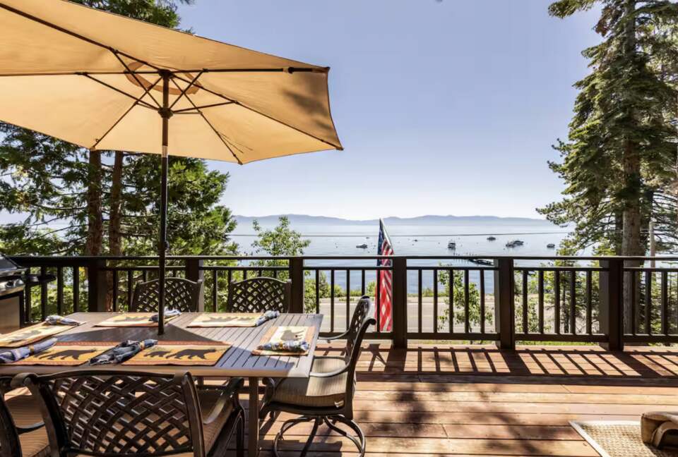 Homewood Hideaway | Steps from Lake Tahoe - Homewood, United States