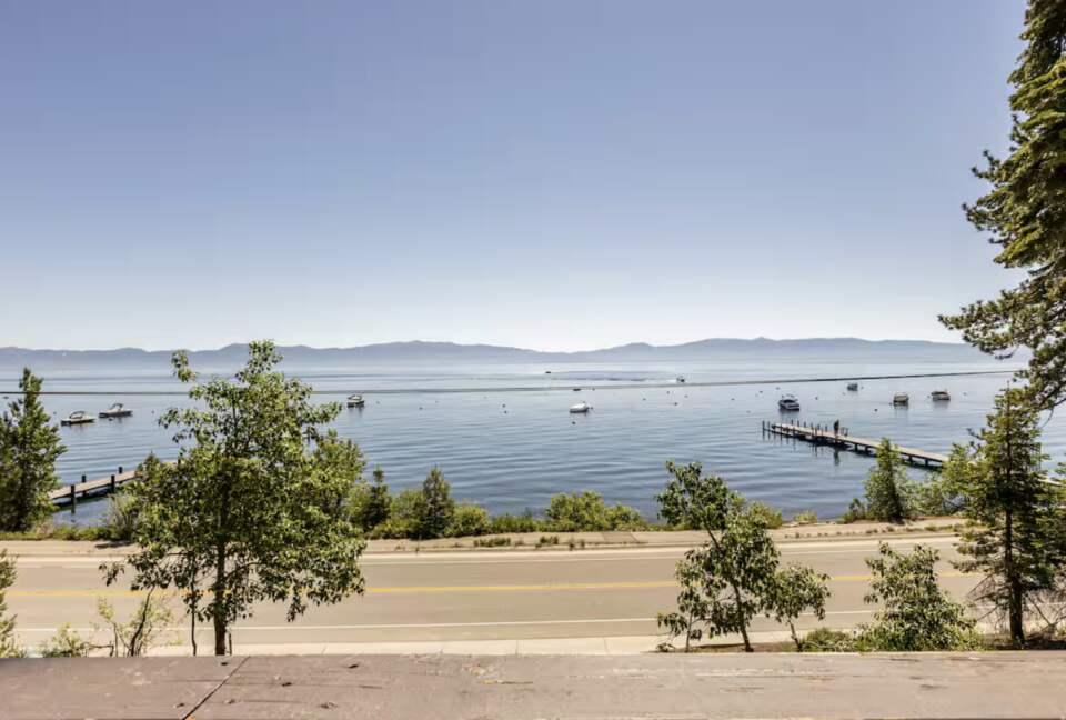 Homewood Hideaway | Steps from Lake Tahoe - Homewood, United States