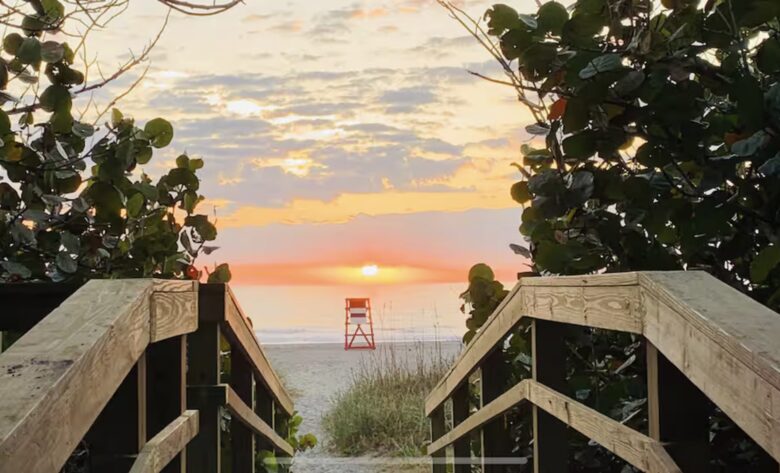 Waterfront Hideaway | With Tiki Bar, Pool, Dock, Beach - Cocoa Beach, Florida