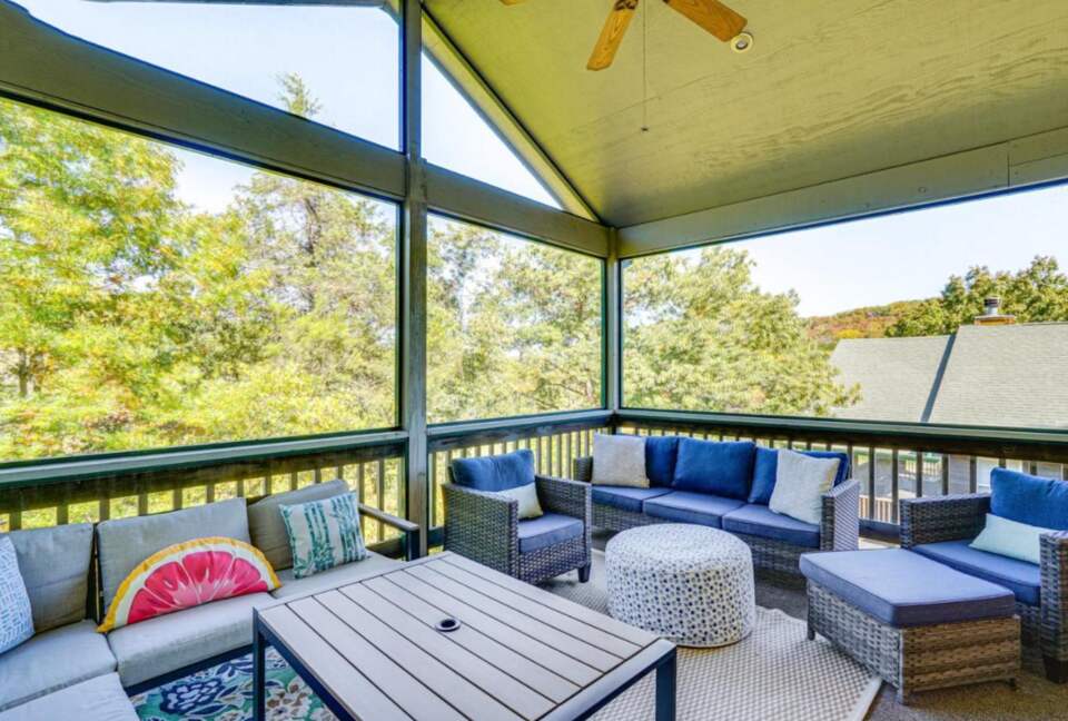 Fairway Retreat at Old Kinderhook Golf Course - Camdenton, Missouri