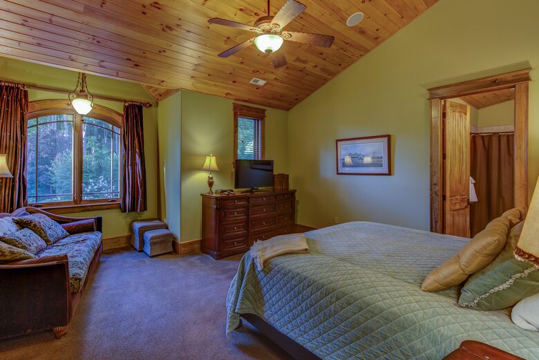 Banner Elk Mountain Home - Banner Elk, North Carolina