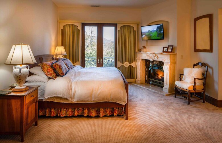 Wine Country Luxury Villa - Santa Rosa, California