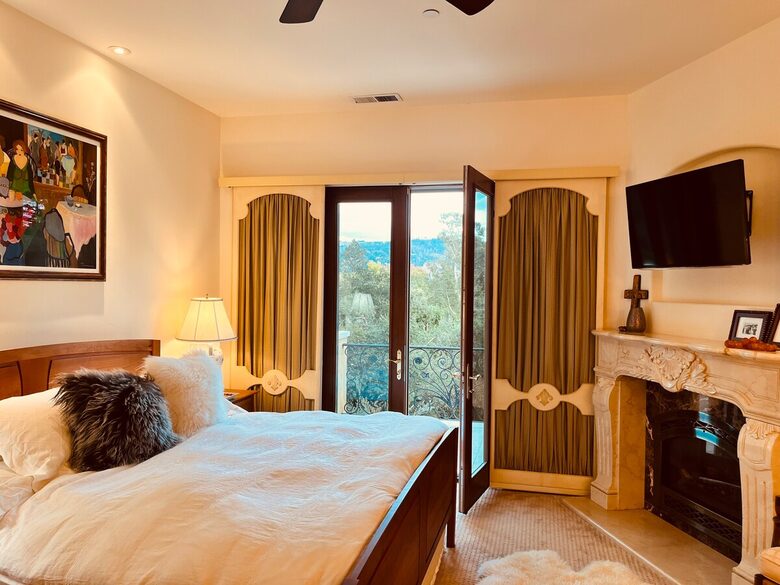 Wine Country Luxury Villa - Santa Rosa, California