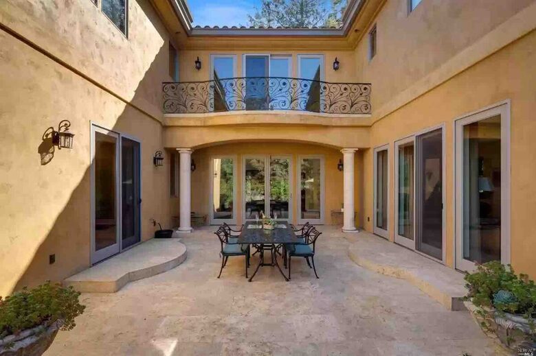 Wine Country Luxury Villa - Santa Rosa, California