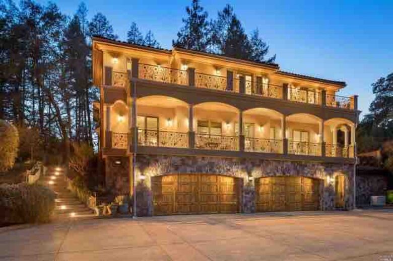 Wine Country Luxury Villa - Santa Rosa, California