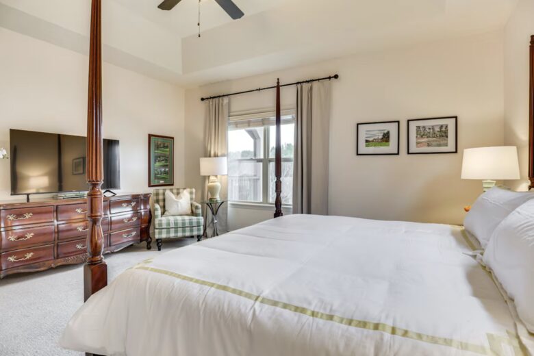 Fairway Retreat Camdenton Home w/ Resort Perks - Camdenton, Missouri