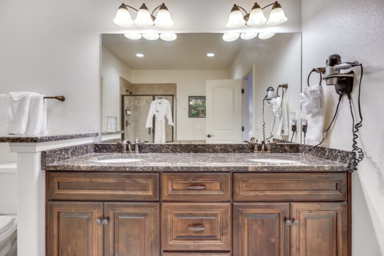 Fairway Retreat Camdenton Home w/ Resort Perks - Camdenton, Missouri