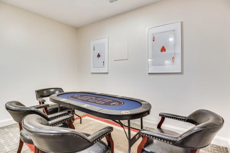 Fairway Retreat Camdenton Home w/ Resort Perks - Camdenton, Missouri