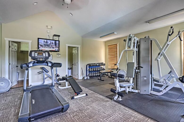 Fairway Retreat Camdenton Home w/ Resort Perks - Camdenton, Missouri