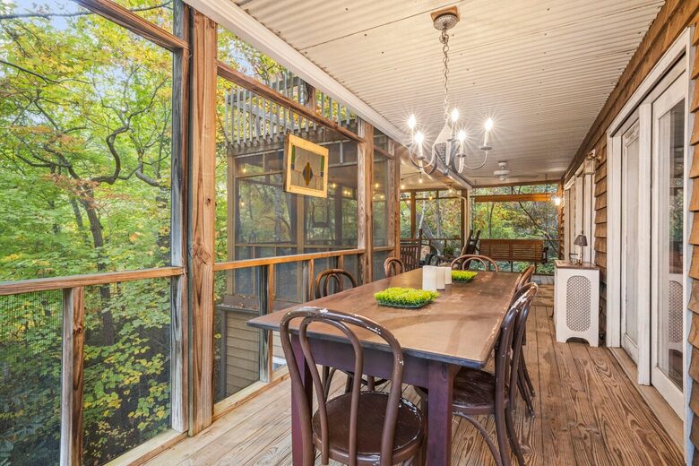 Treetop Montreat Cabin with Creek | 20 minutes to Asheville - Black Mountain, North Carolina