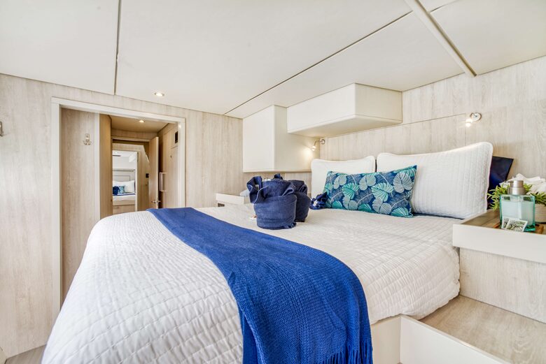 Starboard forward cabin