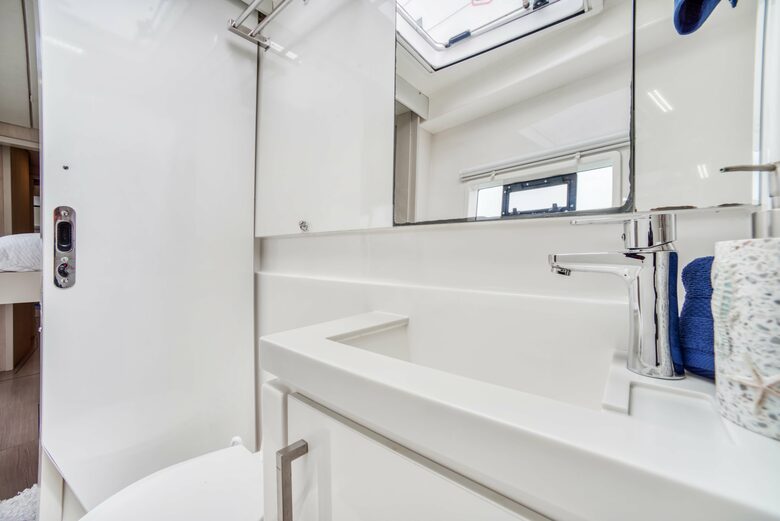 Starboard forward cabin bathroom