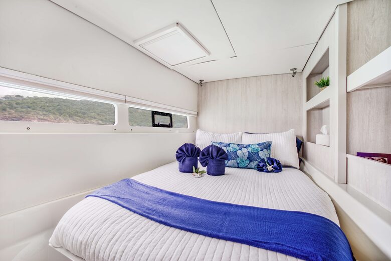 Port forward cabin