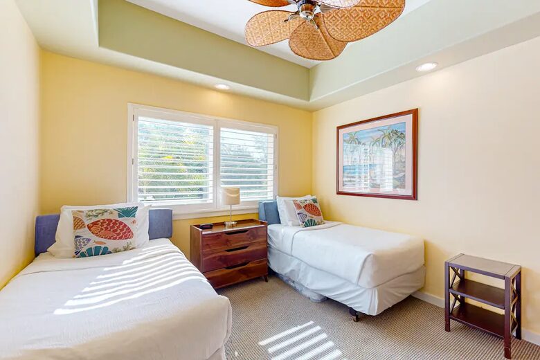 Kahalu'u Beach Condo with Infinity Pool & Spa - Kailua Kona, Hawaii