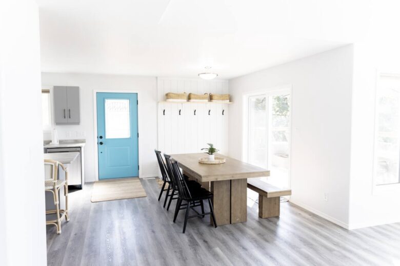 Newly Built Lakefront Cabin - Ninette, Canada
