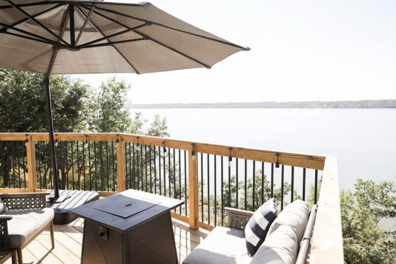 Newly Built Lakefront Cabin - Ninette, Canada