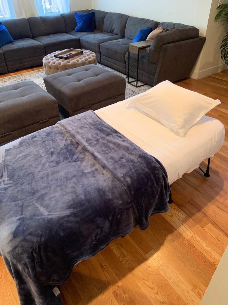 Frontgate catalog airbed-twin & Queen sizes available