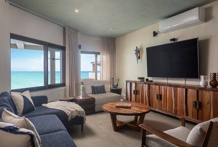 Luxe Caribbean Escape with Rooftop Views & Saltwater Pool - Isla Mujeres, Mexico