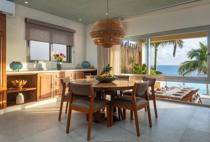 Luxe Caribbean Escape with Rooftop Views & Saltwater Pool - Isla Mujeres, Mexico