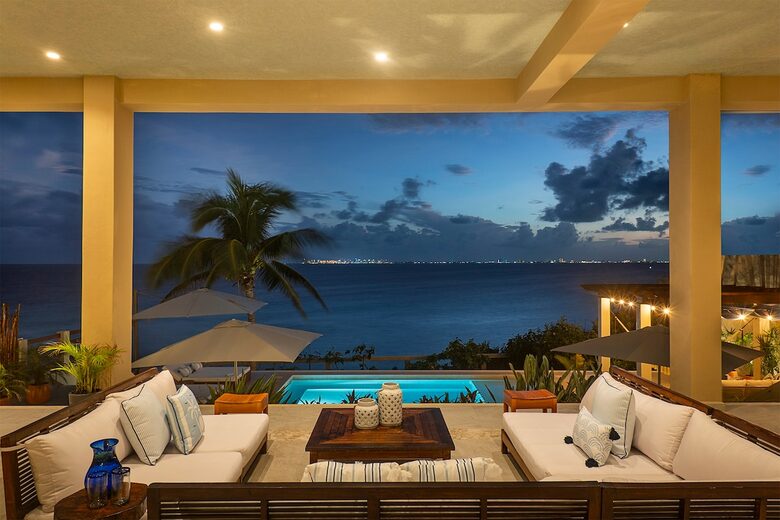 Luxe Caribbean Escape with Rooftop Views & Saltwater Pool - Isla Mujeres, Mexico
