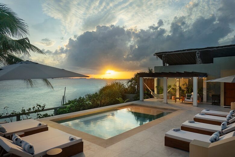 Luxe Caribbean Escape with Rooftop Views & Saltwater Pool - Isla Mujeres, Mexico