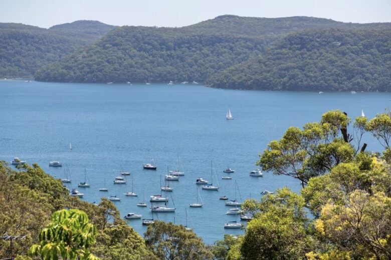 Chateau Hilltop - Sydney, Australia