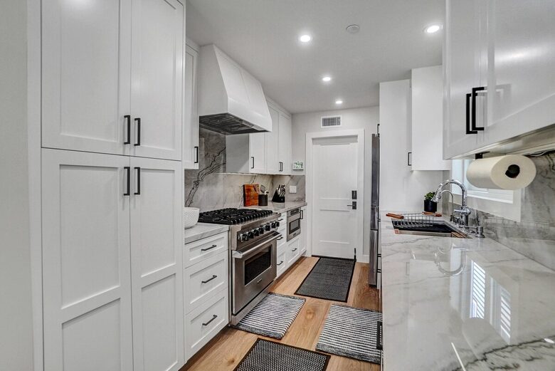 Contemporary Beachside Haven in the Heart of Newport Beach - Newport Beach, California