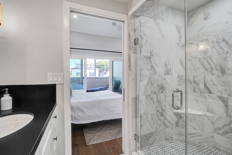 Contemporary Beachside Haven in the Heart of Newport Beach - Newport Beach, California