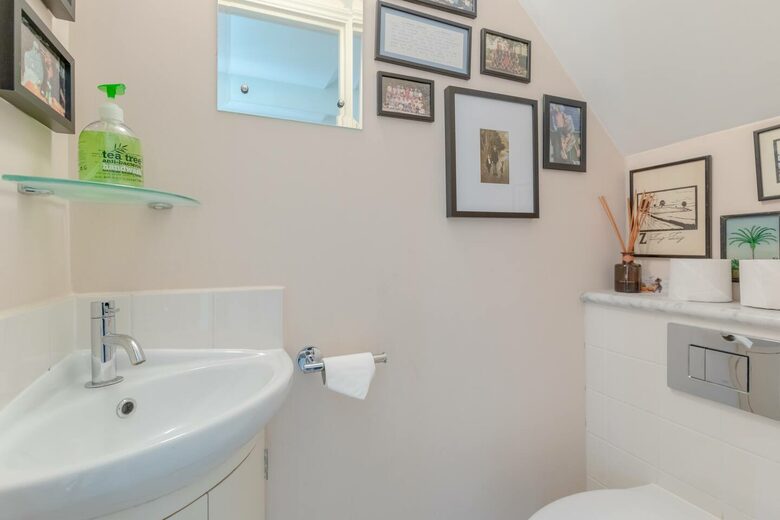 Delightful 2 Bed Cottage - London, United Kingdom