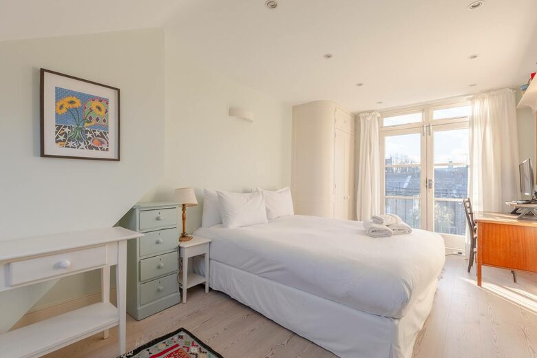 Delightful 2 Bed Cottage - London, United Kingdom