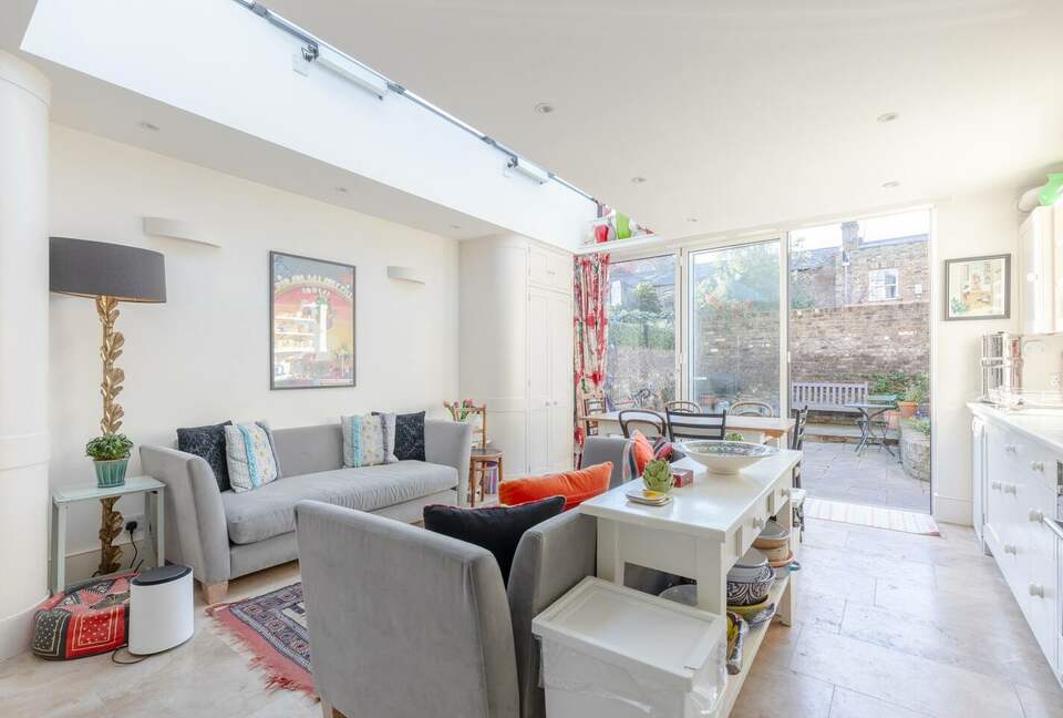 Delightful 2 Bed Cottage - London, United Kingdom