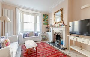Delightful 2 Bed Cottage - London, United Kingdom